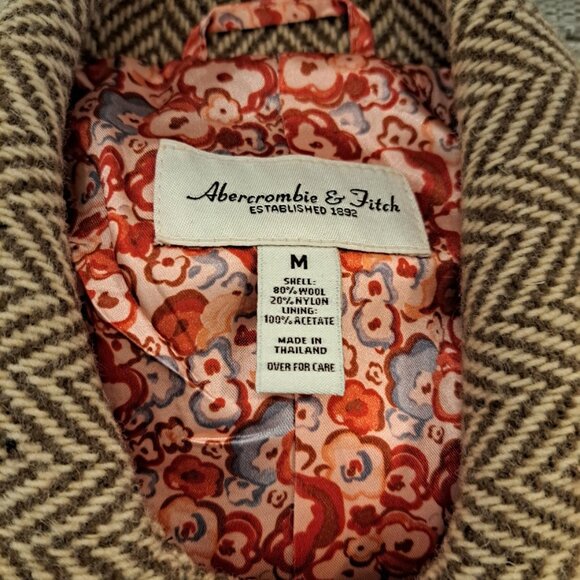 Abercrombie & Fitch Short Wool-Blend Jacket - Picture 6 of 6